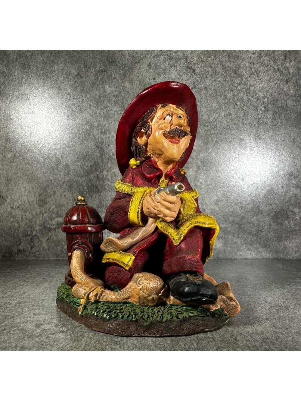 Vintage Fireman Figurine Doug Harris All fired up russ berrie #13181 5” tall